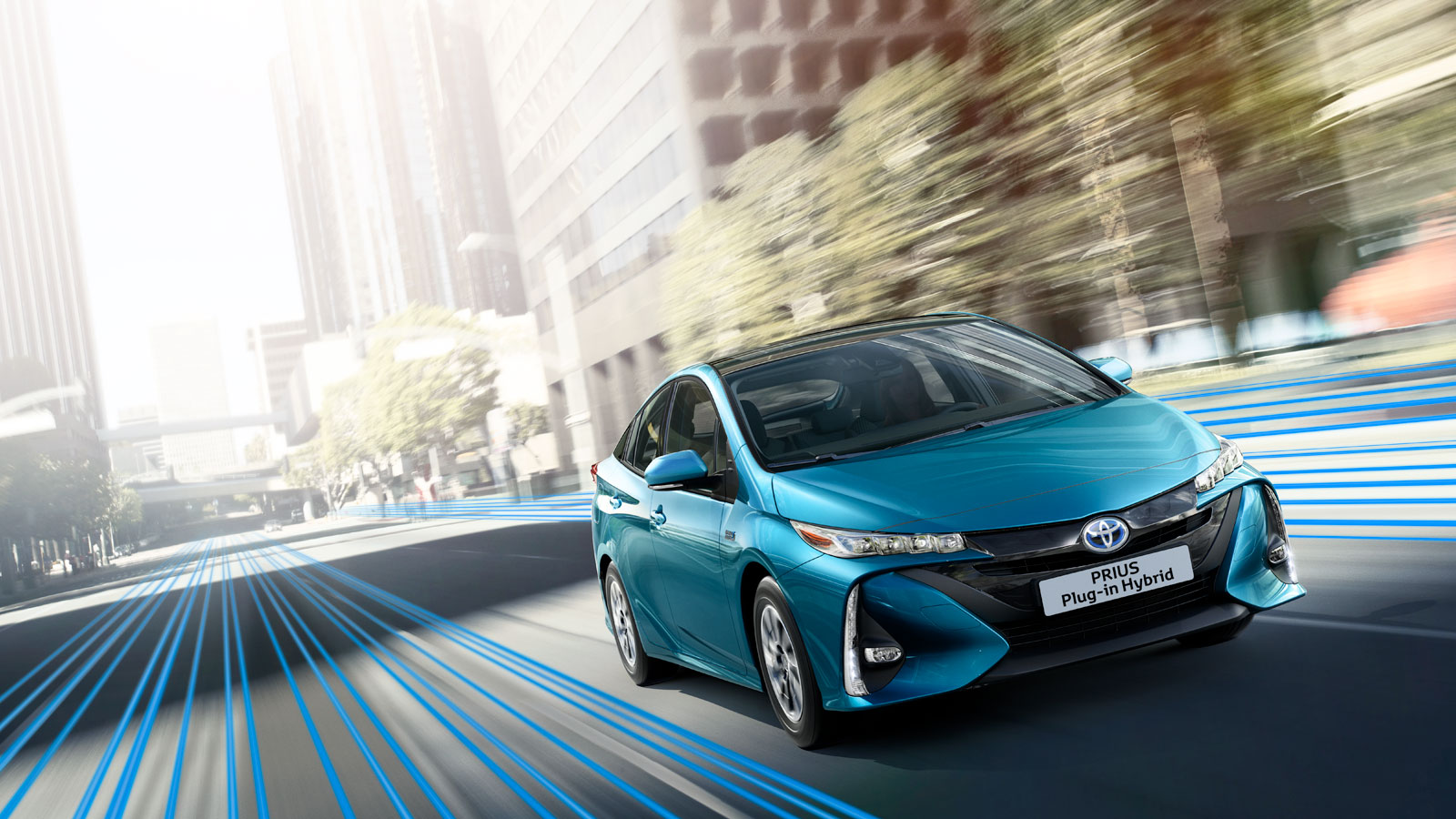 Toyota punta a oltre 5,5 milioni di veicoli elettrificati