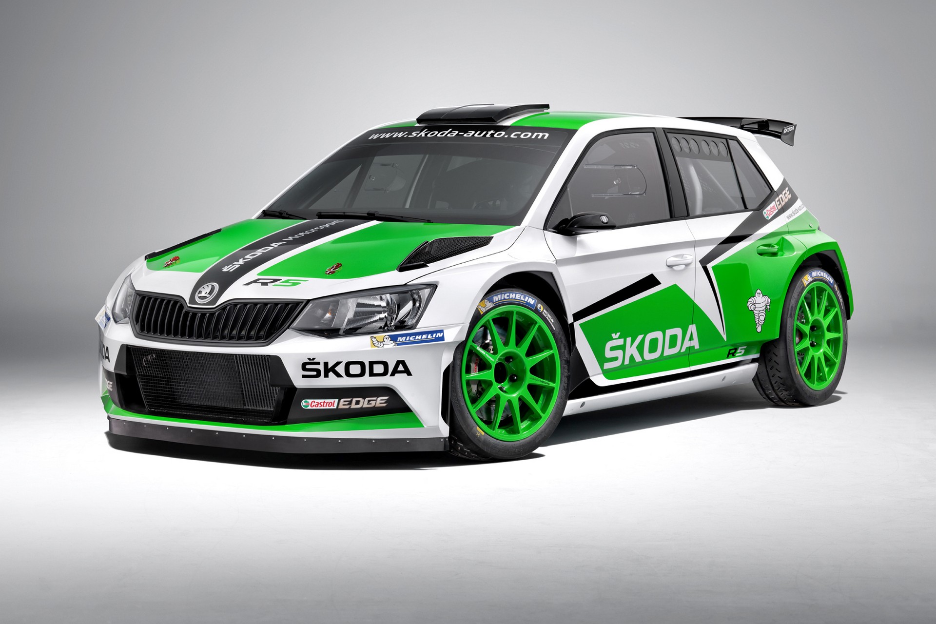 ŠKODA conquista il Titolo Mondiale Rally 2017 con la speciale Fabia R5 edition